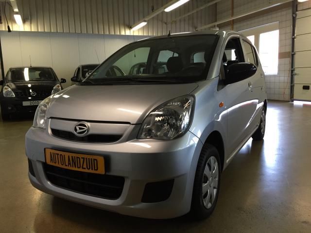 Daihatsu Cuore 1.0 Premium