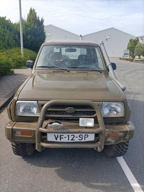 Daihatsu feroza terrein auto