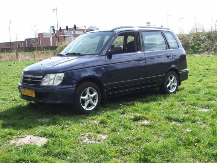 Daihatsu Gran-Move 1.6 2000 Blauw