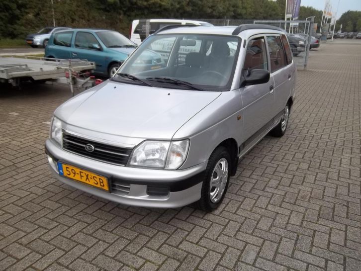 Daihatsu Gran-Move 1.6 2000 ZILVER APK 30-9-2015 1495