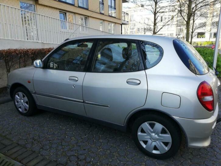 Daihatsu Sirion 1.0-12V TREND Airco Lichtmetaal Elektrisch