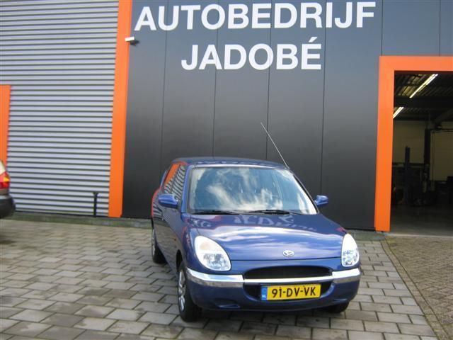 Daihatsu Sirion 1.0-12V XTi