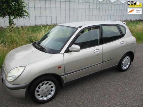 Daihatsu Sirion 1.0-12V ZTi 5 Drs met Airco