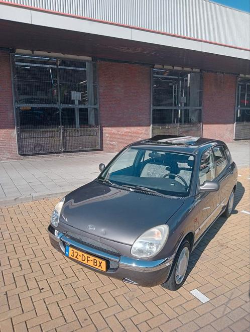 Daihatsu Sirion 1.0 1999 Grijs