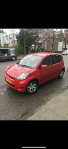 Daihatsu Sirion 1.0 2009 Rood