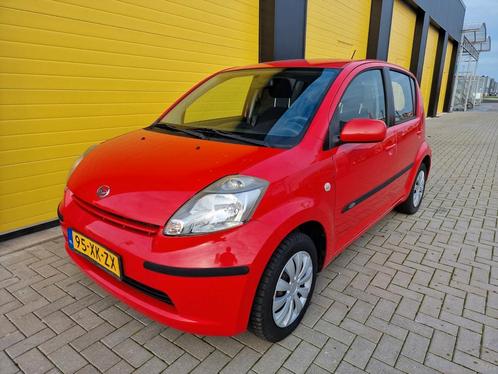 Daihatsu Sirion 1.0 51KW 2007 Rood