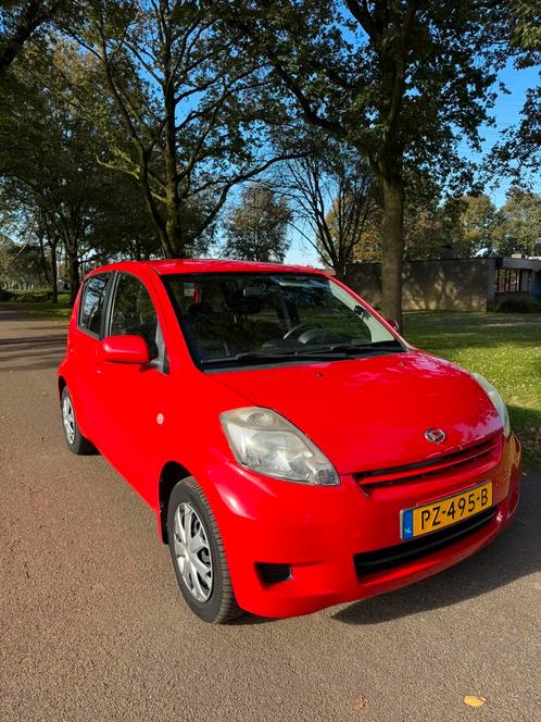 Daihatsu Sirion 1.0 51KW 2008 Rood