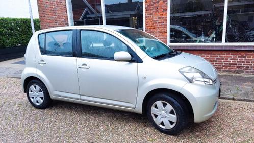 Daihatsu Sirion 1.3 AUT 2006 Beige