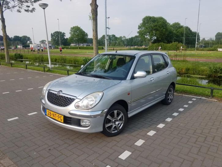 Daihatsu Sirion 1.3 VTR 2004 Grijs