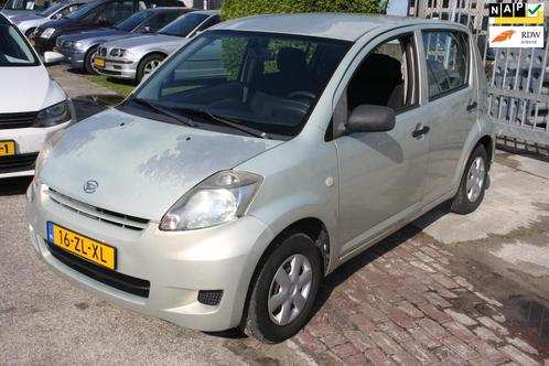 Daihatsu Sirion 2 1.0-12V Premium