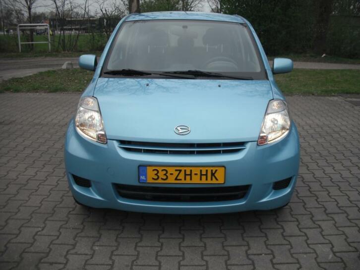 Daihatsu Sirion 2 1.0-12V Premium