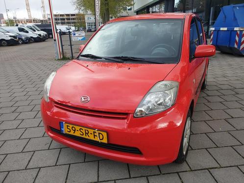 Daihatsu Sirion 2 1.0-12V Trend . (bj 2006)