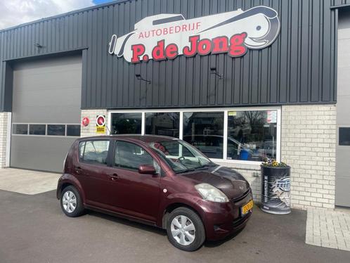 Daihatsu SIRION 2 1.0i 12v 5-Deurs Premium Trekhaak-Nieuwe A