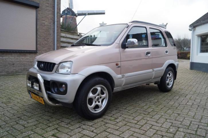 Daihatsu Terios 1.3 DX 2WD 2004 Paars