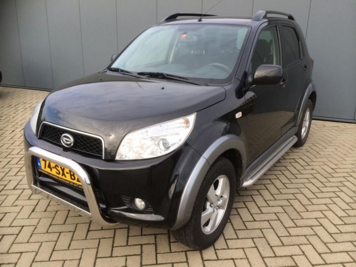 Daihatsu Terios 1.5-16v Exclusive, BJ 2006, 4x4, AIRCO NIE