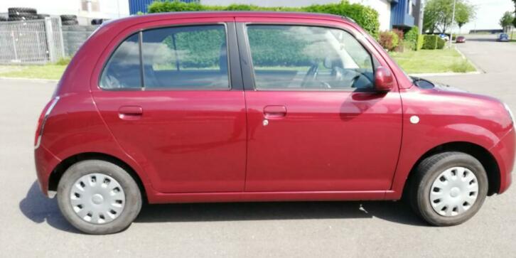 Daihatsu Trevis 1.0 2008 Rood