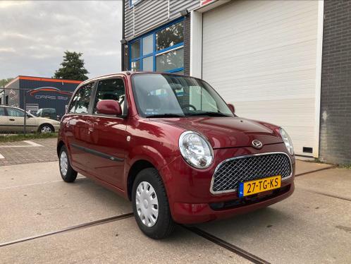 Daihatsu Trevis 32000KM 1.0 5Drs Elektrisch pakket 2006 Rood