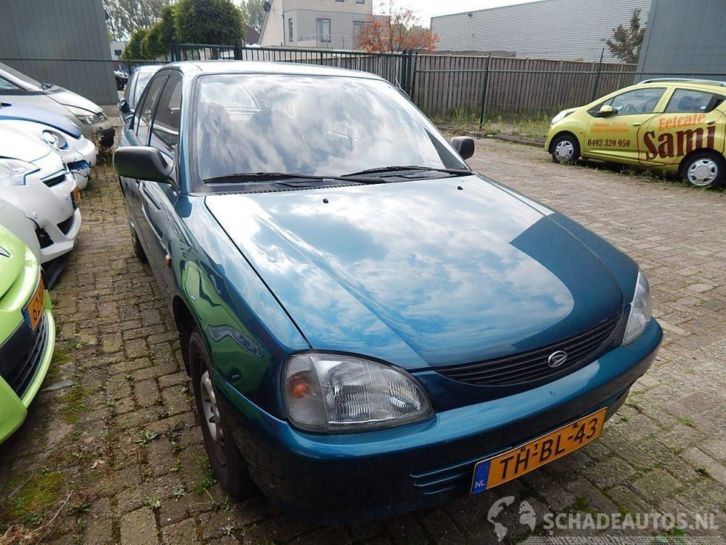 Daihatsu Valera 1.5 I 16V AUT 1998 KM,NAP