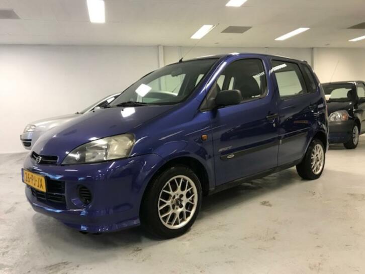 Daihatsu Young RV 1.3-16V XTIELEK. RAMENELEK. SPIEGELSAPK