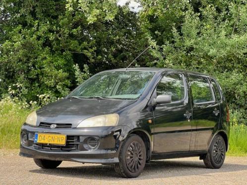 Daihatsu YRV 1.3 2001 Zwart NIEUW APK