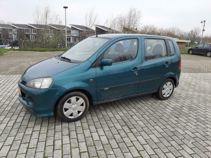 Daihatsu YRV 1.3 AUTOMAAT