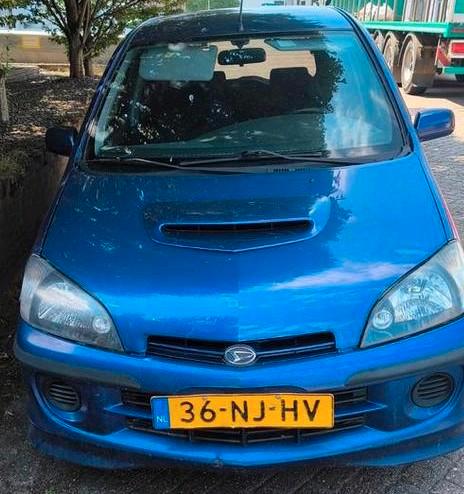 Daihatsu YRV 1.3 Turbo Automaat 2003 Blauw