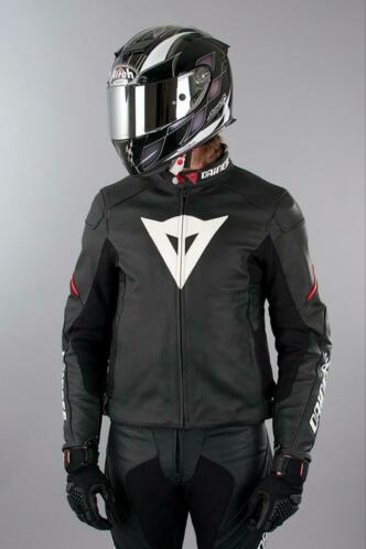 Dainese Motorjas, Helm en Handschoenen.