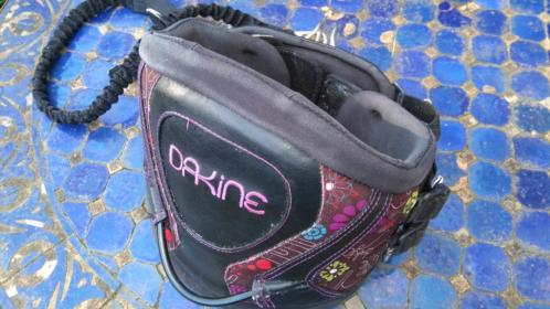 dakine trapeze maat s