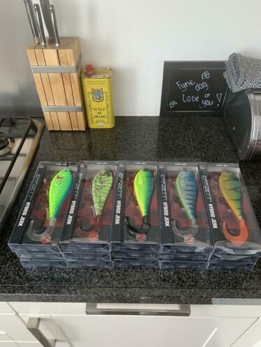 DAM effzett hybrid jerk  17cm en 96 gr 5 kleuren