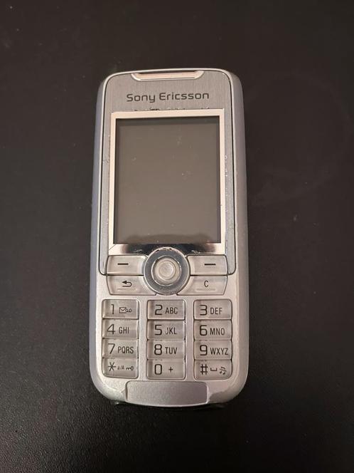 De mooiste en kleinste Sony Ericsson telefoon