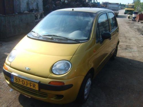 Deawoo Matiz van 1999 VOOR ONDERDELEN (goudgeel)