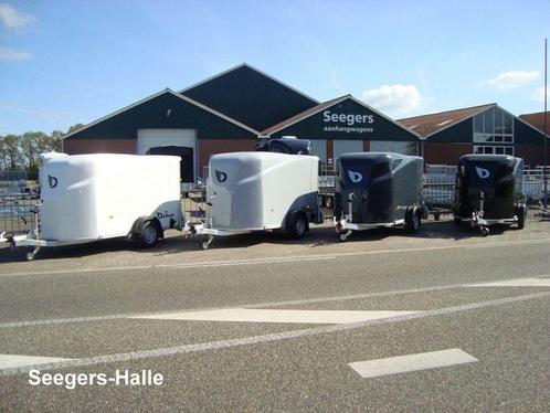 Debon Cargo 2 Gesloten polyester aanhangwagen