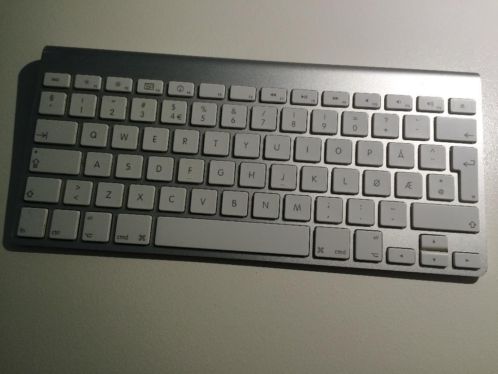 Deens Apple Wireless Keyboard