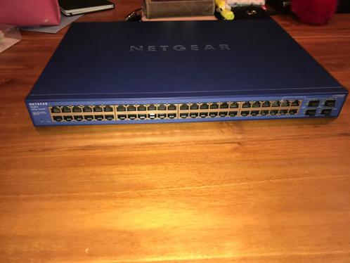 Defecte 48 poorts Netgear GS748T gigabit smart switch