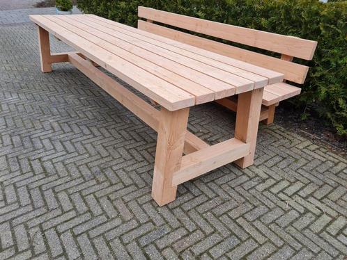 Degelijke tuintafel lariks douglas hout tuinset moet weg