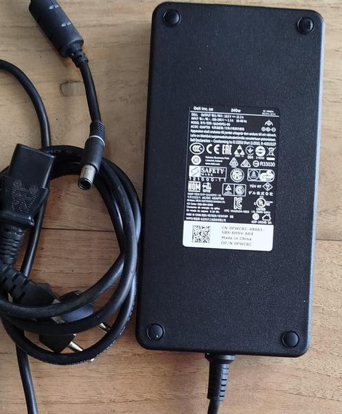 Dell laptop adapter 240w, 19,5v 12,3a