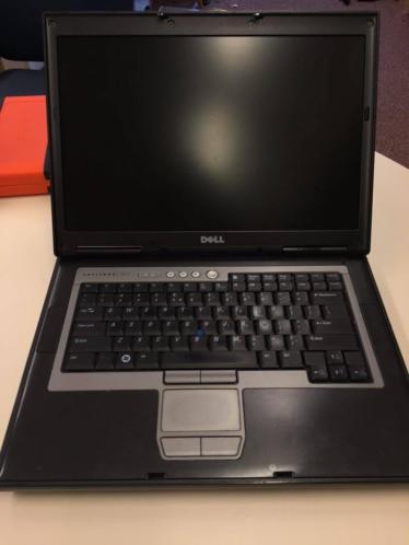 Dell Latitude D830 Intel Mobile Core 2 2 GHz 2Gb Ram 80GB HD