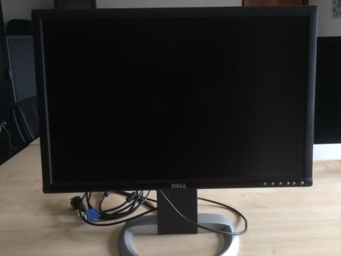 Dell monitor 24 inch full HD  1 defecte gratis