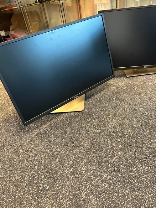 Dell monitoren 150 x per stuk 45