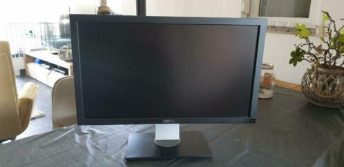 Dell Ultrasharp U2711.