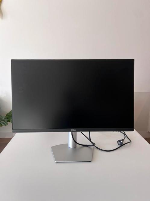 DellS2722DC Quad HD(2K) monitor with USB-C charge connection