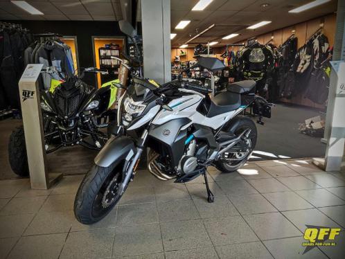 DEMO  CF-Moto 650NK  streetfighter  125 km  950 korting