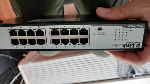 DGS 1016D  D-link 16 port gigabit switch