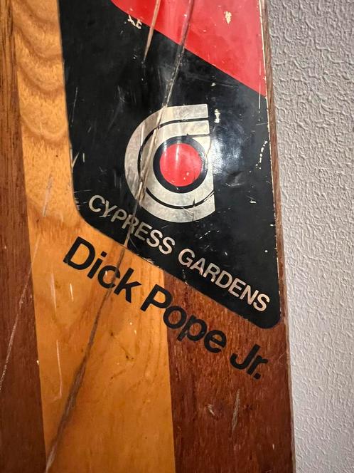 Dick pope jr waterskis