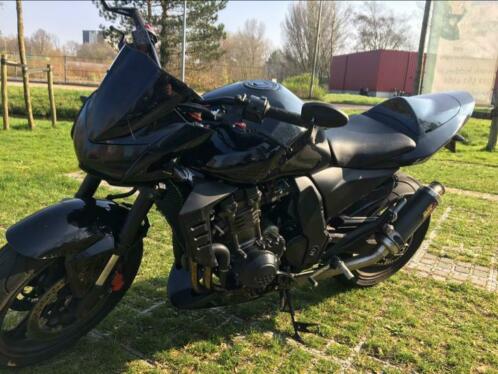 Dikke Z1000 full black met zeer dik geluid