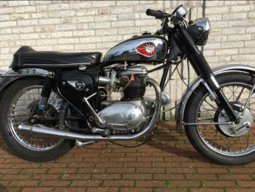 Div oldtimers BSA Triumph