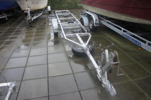 Diverse boot trailers voor op de weg vanaf 295 euro