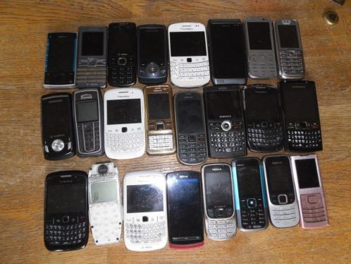 Diverse DEFECTE mobiele telefoons o.a. NOKIA, SAMSUNG 