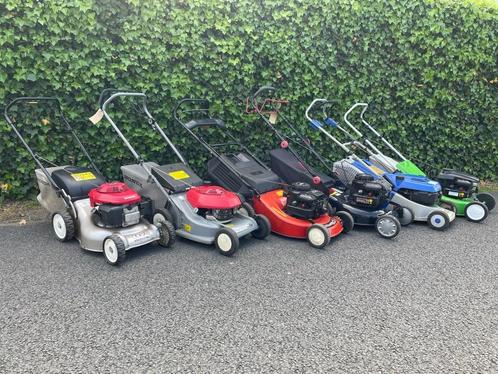 Diverse gebruikte benzine maaiers van  150,- tot  200,-