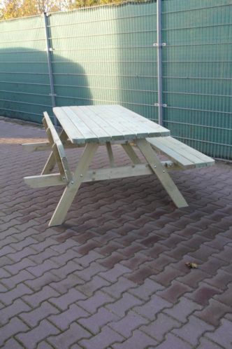 Diverse NIEUWE picknicktafels 180cm TE KOOP EN OF TE HUUR